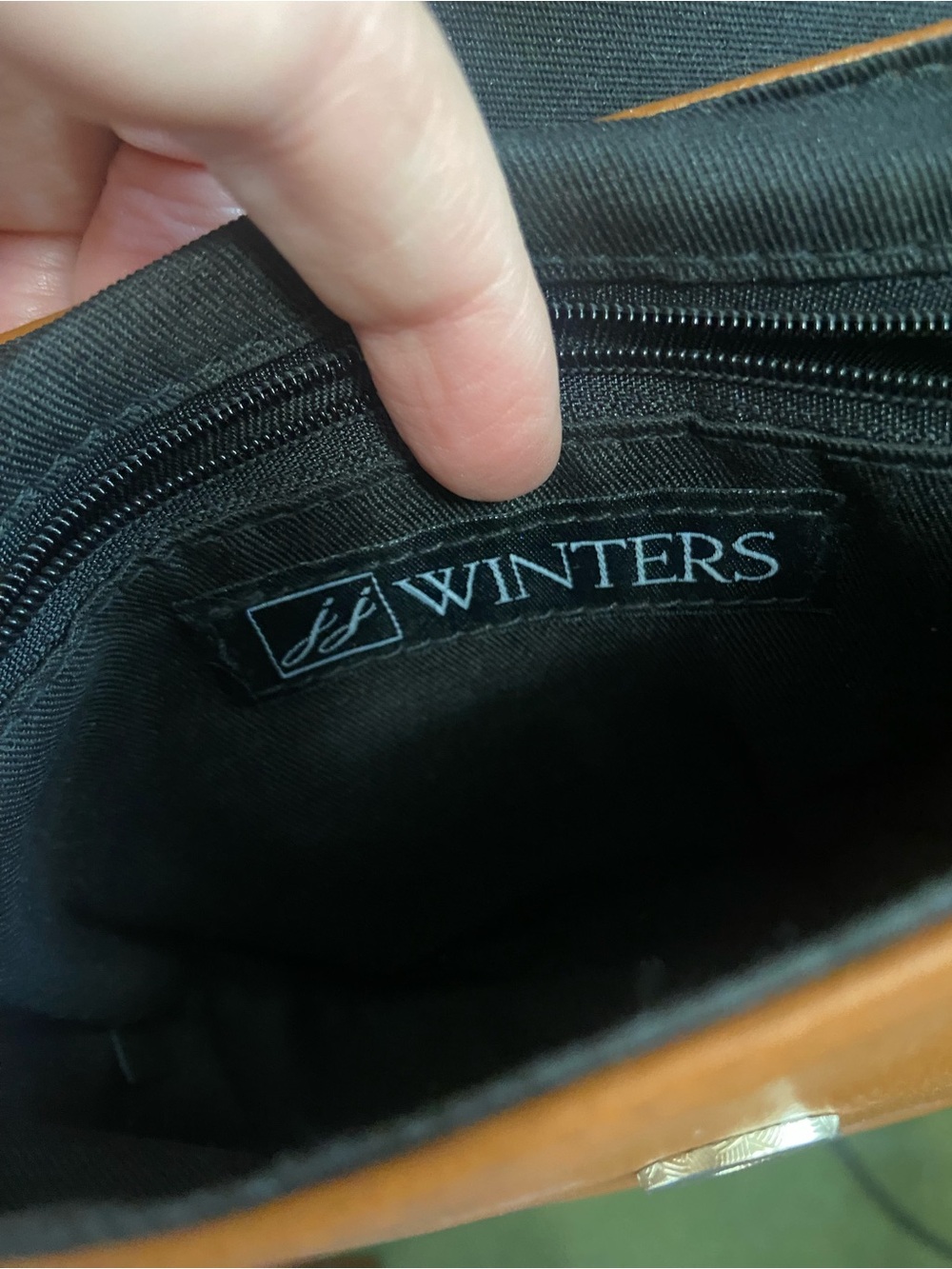 JJ Winters Tan Leather Crossbody Saddle Bag - Picture 4 of 5